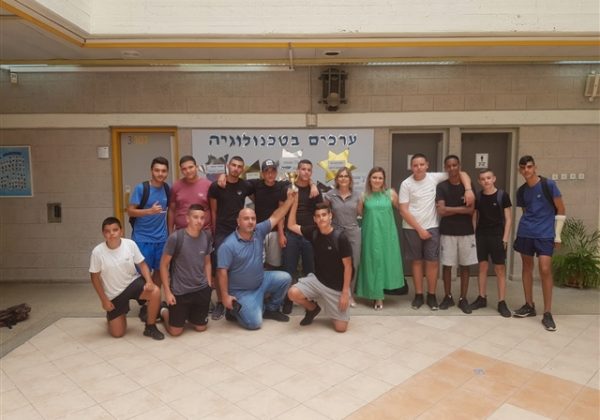 נבחרת תנופה במקום הראשון