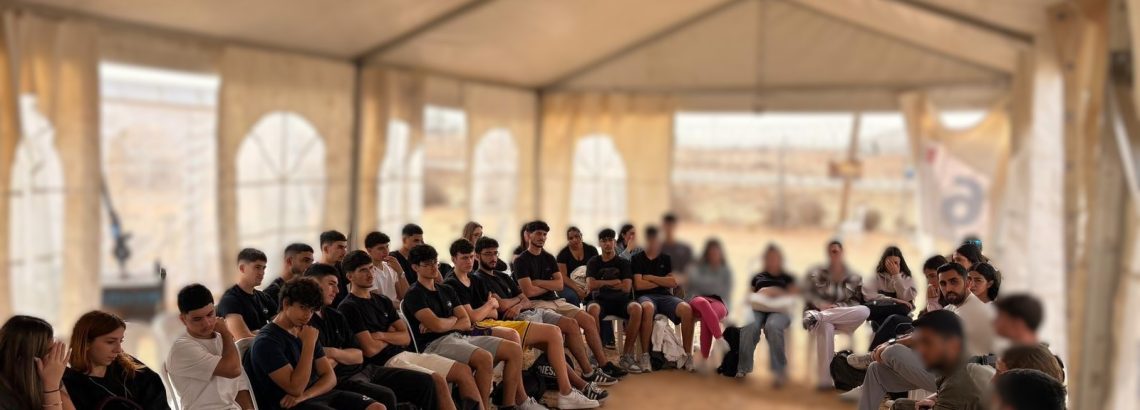 יום בעקבות לוחמים-שכבת י"ב